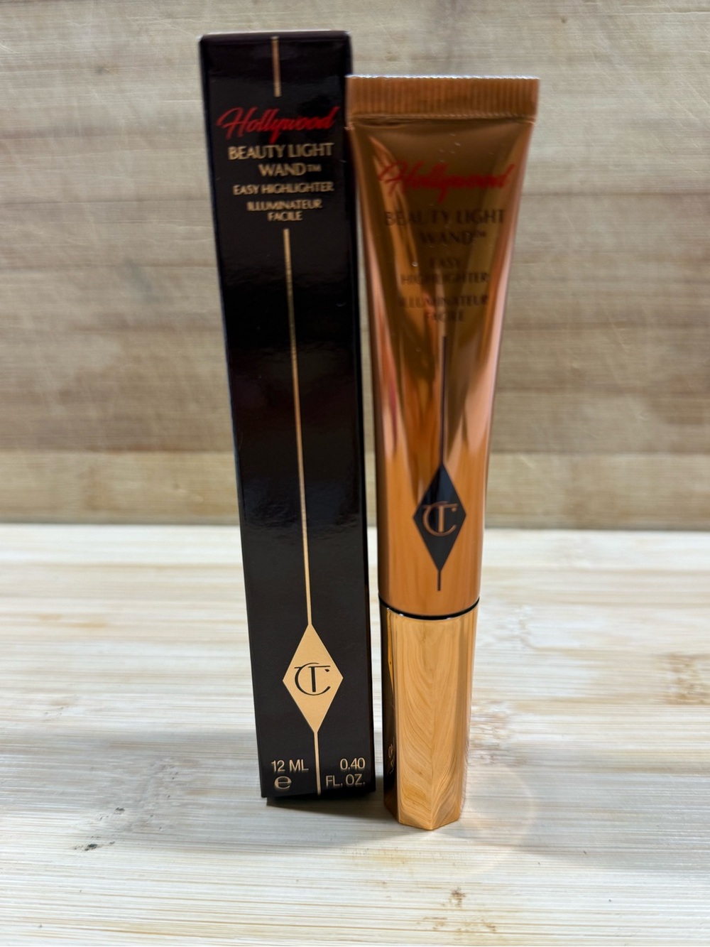 Charlotte Tilbury Beauty Light Wand Highlighter - Rose Gold Tube